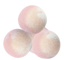 Love & Kisses Bade Kugel